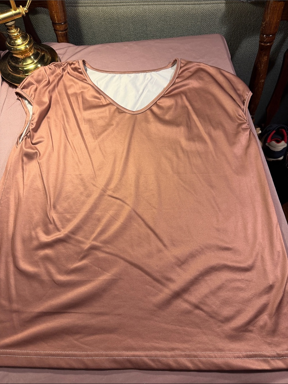 Women's Dusty Rose Short Sleeve V-Neck Top